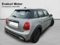 Usado Mini Cooper 136 CV (100 kW) 2023 Plateado Utilitario