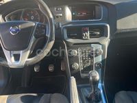 Usado Volvo V40 R-Design Momentum 120 CV (88 kW) 2015 Negro Berlina