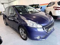 Usado Peugeot 208 Allure 92 CV (67 kW) 2013 Azul Utilitario