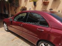 Usado Mercedes C200 Elegance 163 CV (119 kW) 2003 Rojo Berlina