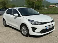 Usado Kia Rio 84 CV (61 kW) 2021 Blanco Berlina