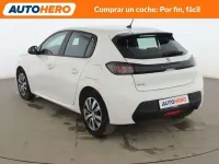 Usado Peugeot 208 Active 102 CV (75 kW) 2019 Blanco Utilitario
