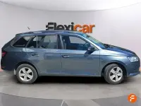 Usado Skoda Fabia Active 95 CV (69 kW) 2019 Azul Utilitario