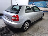 Usado Audi A3 Attraction 110 CV (80 kW) 2001 Gris / plata Utilitario