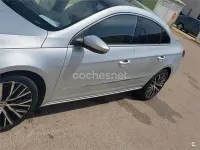 Usado VW CC Advance 140 CV (102 kW) 2013 Gris / plata Berlina
