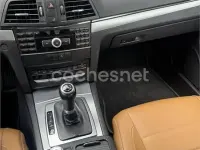 Usado Mercedes E220 Elegance 170 CV (125 kW) 2011 Negro Coupe