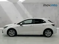 Begagnad Toyota Corolla Active 122 HK (89 kW) 2020 Vit Sedan