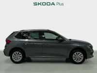 Usado Skoda Kamiq Selection 115 CV (84 kW) 2025 Gris SUV