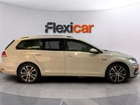 Usado VW Golf VII Sport 150 CV (110 kW) 2018 Blanco Familiar