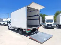 Usado Renault Master 145 CV (106 kW) 2024 Blanco Monovolumen