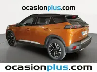 Usado Peugeot 2008 GT 130 CV (95 kW) 2021 Naranja SUV