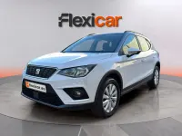Usado Seat Arona Ecomotive 95 CV (69 kW) 2018 Gris SUV