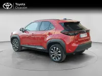 Usado Toyota Yaris Cross Active 130 CV (95 kW) 2025 Granate SUV