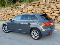 Usado Audi A3 Design 150 CV (110 kW) 2018 Gris / plata Berlina