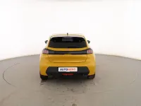 Usado Peugeot 208 Active 101 CV (74 kW) 2021 Amarillo Utilitario