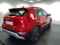 Begagnad Kia Niro 143 HK (105 kW) 2022 Röd SUV