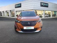 Usado Peugeot 2008 Allure 110 CV (80 kW) 2021 Naranja SUV