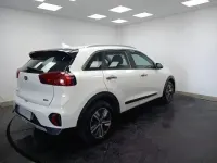Usado Kia Niro 141 CV (103 kW) 2020 Blanco SUV