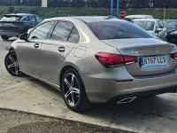 Usado Mercedes A180 116 CV (85 kW) 2020 Gris Berlina
