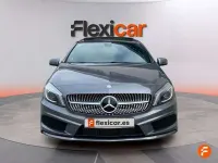 Usado Mercedes A180 AMG line 109 CV (80 kW) 2015 Gris Utilitario