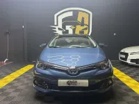 Usado Toyota Auris Hybrid Active 136 CV (100 kW) 2016 Azul Utilitario