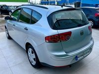 Usado Seat Altea XL Reference 105 CV (77 kW) 2008 Gris / plata Monovolumen
