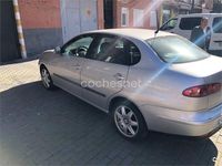 Usado Seat Cordoba Sport 130 CV (95 kW) 2004 Gris / plata Berlina