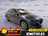Usado Skoda Octavia Style 150 CV (110 kW) 2021 Gris / plata Berlina
