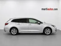Usado Toyota Corolla Active 122 CV (89 kW) 2022 Gris / plata Familiar