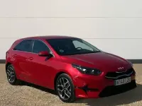 Usado Kia Ceed 120 CV (88 kW) 2022 Rojo Utilitario