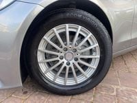 Usado Mercedes C220 170 CV (125 kW) 2015 Gris / plata Berlina