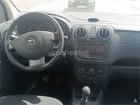 Usado Dacia Lodgy Stepway 107 CV (78 kW) 2015 Azul Monovolumen