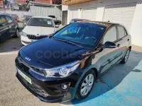 Usado Kia Rio 100 CV (73 kW) 2023 Negro Berlina