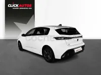 Usado Peugeot 308 Active 130 CV (95 kW) 2023 Blanco Berlina