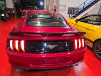 Usado Ford Mustang 290 CV (213 kW) 2018 Rojo Coupe