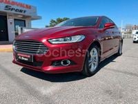 Usado Ford Mondeo Trend 150 CV (110 kW) 2017 Granate Berlina