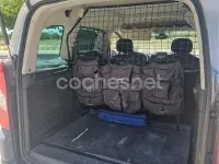 Usado Peugeot Partner Tepee Outdoor 100 CV (73 kW) 2016 Gris / plata Monovolumen