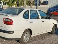 Usado Seat Cordoba Stella 75 CV (55 kW) 2002 Blanco Berlina
