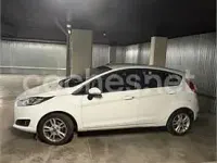 Usado Ford Fiesta Trend 82 CV (60 kW) 2017 Blanco Utilitario