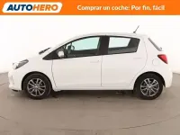 Usado Toyota Yaris Active 100 CV (73 kW) 2015 Blanco Utilitario