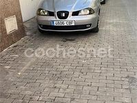 Usado Seat Ibiza 100 CV (73 kW) 2002 Gris / plata Berlina