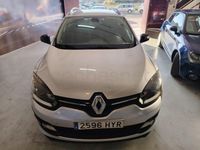 Usado Renault Mégane LIMITED 115 CV (84 kW) 2014 Gris / plata Berlina