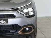 Usado Citroën e-C4 Shine 114 kW (156 CV) 2023 Gris Utilitario