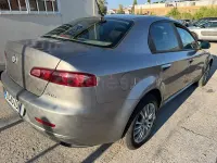 Usado Alfa Romeo 159 Distinctive 150 CV (110 kW) 2008 Gris / plata Berlina