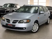 Usado Nissan Almera Visia 98 CV (72 kW) 2005 Gris / plata Berlina