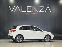 Usado Hyundai i30 N Line 96 CV (70 kW) 2025 Blanco Berlina