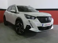 Usado Peugeot 2008 Allure 130 CV (95 kW) 2021 SUV