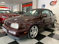 Usado VW Golf Cabriolet 115 CV (84 kW) 1996 Granate Descapotable