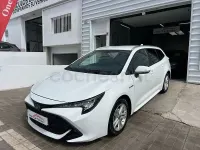 Usado Toyota Corolla Active 122 CV (89 kW) 2021 Blanco Familiar