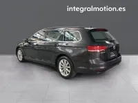 Usado VW Passat Advance 119 CV (87 kW) 2018 Negro Familiar